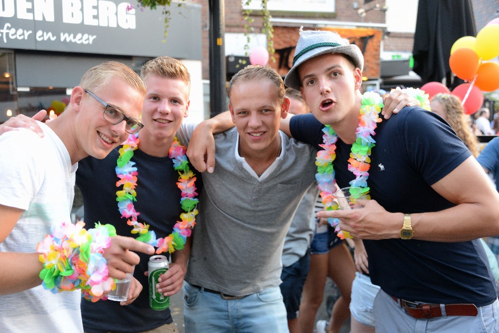 ../Images/Zomercarnaval Noordwijkerhout 2016 469.jpg